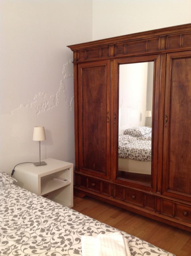 Viadelloca35 Apartment Рим Екстериор снимка